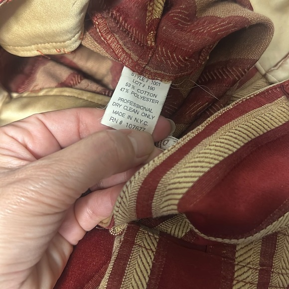 Alice + Olivia red and beige pants - Picture 4 of 9